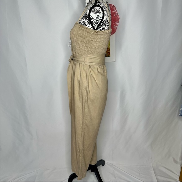 House of Harlow 1960 Smocked Top, Cropped Jumpsuit with Tie Sand Size Medium - Picture 5 of 13